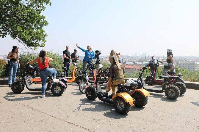 Live-Guided 180 min Glorious e-Scooter and eBike tour - In-Depth Look at the Itinerary