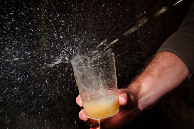Live in the cider house, the tradition of the txotx. - The Practicalities: What to Expect