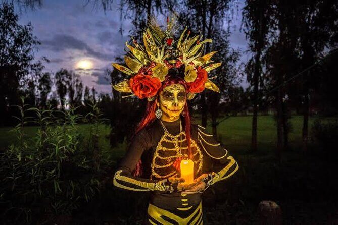 Live Noche de Muertos at Xochimilco: Dinner and local beers - Detailed Review: What to Expect & What It Means for You