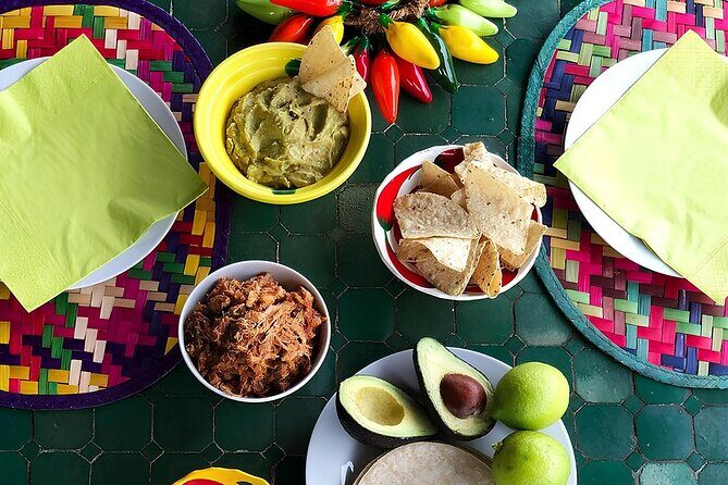 Live Noche de Muertos at Xochimilco: Dinner and local beers - In Summary