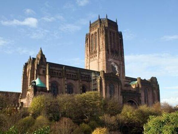 Liverpool Ghost Walking Tour - What It Feels Like to Be on the Tour