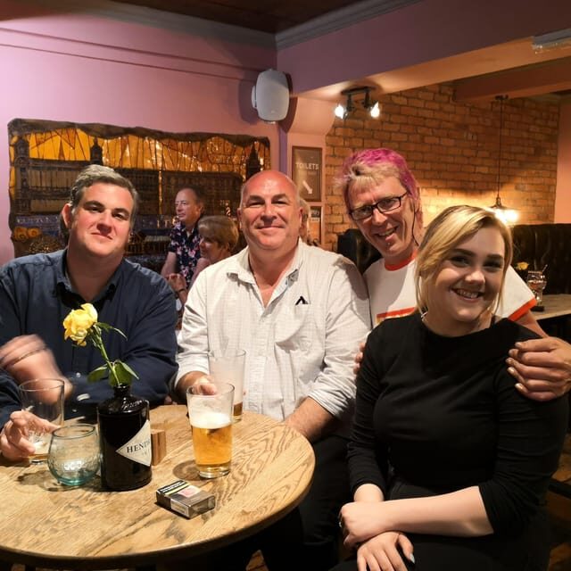 Liverpool: Guided Pub Crawl Tour with 3 Drinks - Key Points