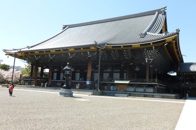 Living Buddhism - Exploring Kyoto’s spiritual side with Living Buddhism