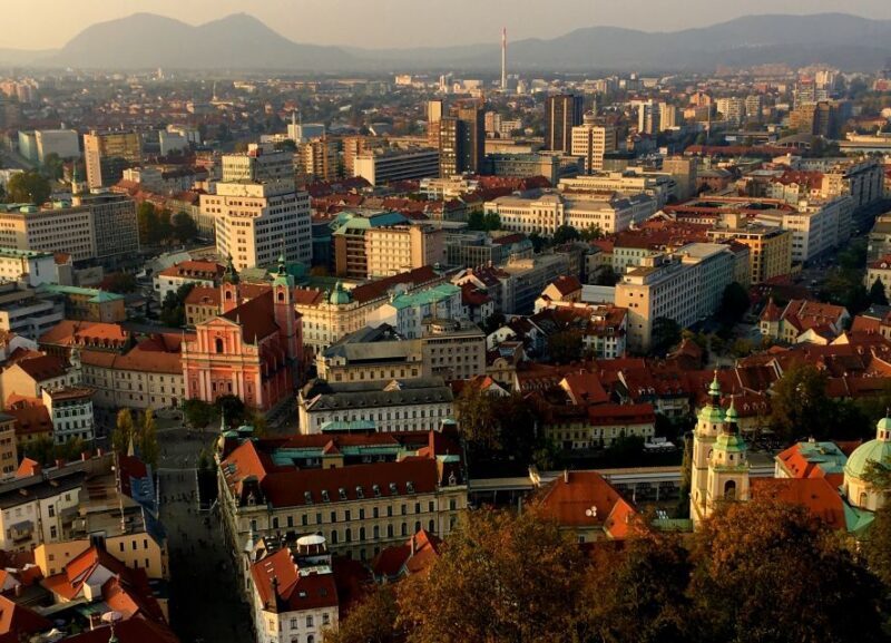Ljubljana and Ljubljana Castle Sightseeing Tour - Authentic Experiences and Hidden Gems