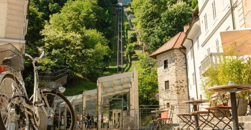 Ljubljana: Insta-Perfect Walk with a Local - Ljubljana: Insta-Perfect Walk with a Local