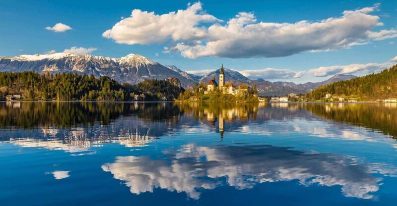 Ljubljana: Lake Bled Experience small group half-day tour - A Detailed Look at the Lake Bled Experience
