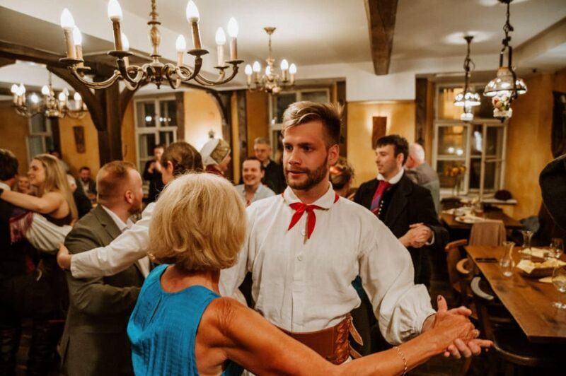 Ljubljana: Traditional Slovenian Dinner and Show - Practical Tips for a Great Experience