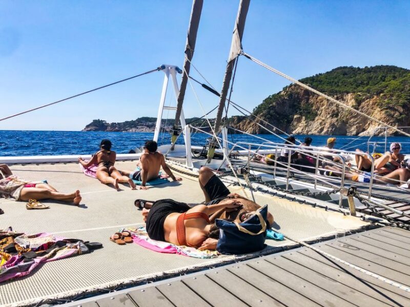 Lloret de Mar: Catamaran Sailing Cruise with BBQ and Drinks - Setting Sail from Lloret de Mar