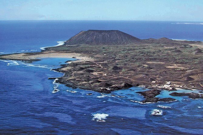 Lobos Island Ferry with Snorkel from Corralejo, Fuerteventura - Exploring Lobos Island: What You Can Expect