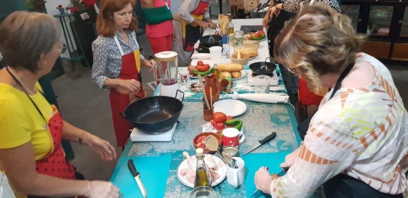 Local cooking class in Cordoba. Hands on: Salmorejo - Discover the Flavors of Córdoba with a Hands-On Salmorejo Cooking Class