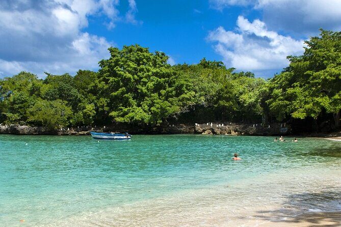 Local Excursion Blue Laguna el dudu - Discover the Blue Laguna el dudu Tour: A Balanced Look at Puerto Plata’s Best