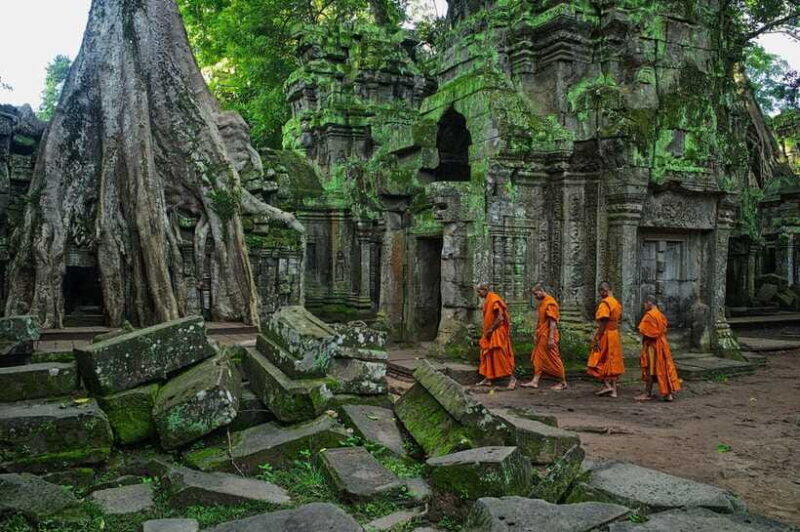 Local French Speaking Guide for Angkor Wat Day Tour - FAQ