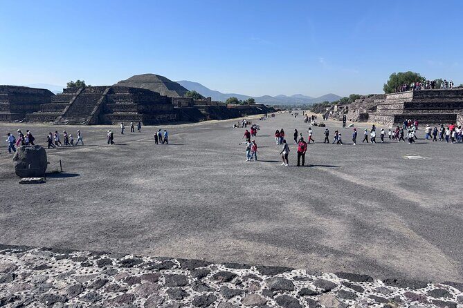 Local Fun from CDMX to The Grotto and the Pyramids of Teotihuacá - Why This Tour Stands Out