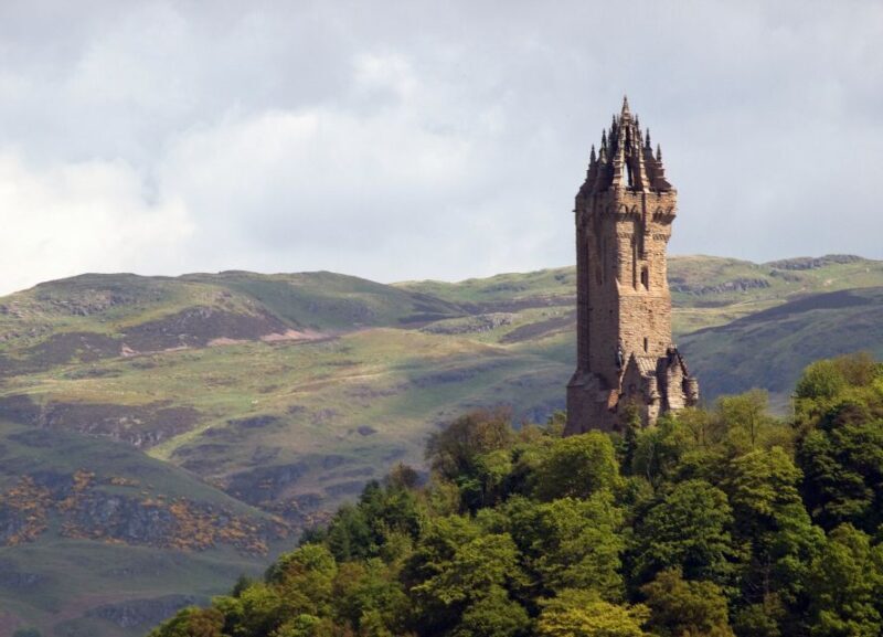 Loch Lomond, Stirling Castle, & Kelpies Tour from Edinburgh - An In-Depth Look at the Loch Lomond, Stirling Castle & Kelpies Tour