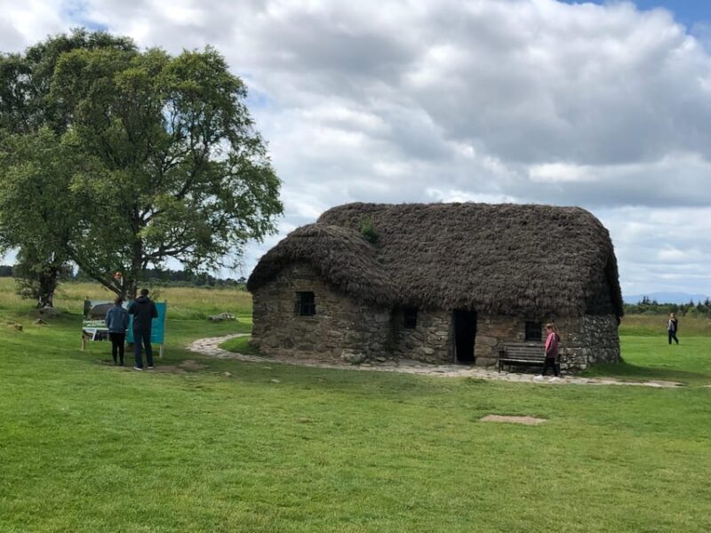 LOCH NESS ,CAWDOR CASTLE ,CLAVA CAIRNS & MORE FROM INVERNESS - Is This Tour Worth It?
