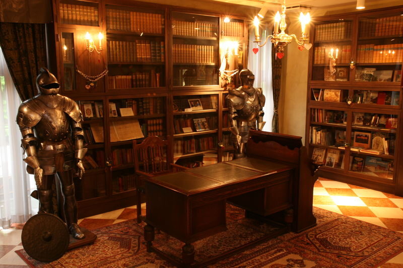 Lockheart Castle Ticket in Takayama - The marble staircase and dress-up option