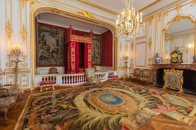 Loire Valley Castles Guided Tour with Transportation from Paris - Who Should Consider This Tour?