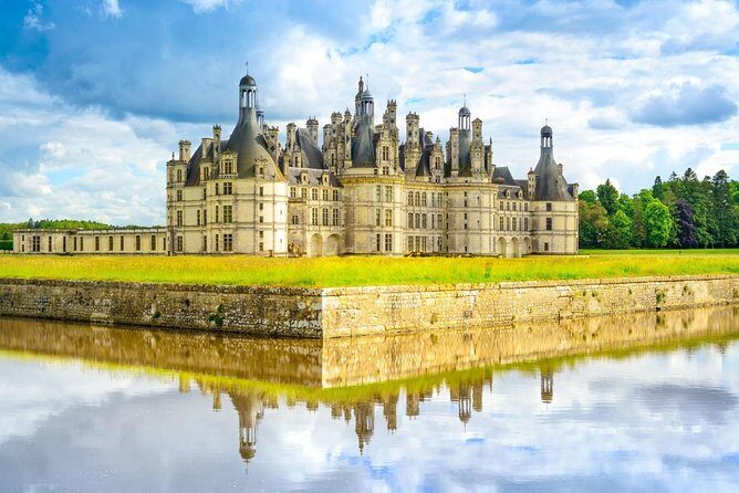 Loire Valley Castles Private Tour From Paris/skip-the-line ticket - Key Points