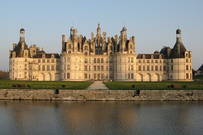 Loire Valley Castles Private Tour From Paris/skip-the-line ticket - The Itinerary in Detail: What to Expect