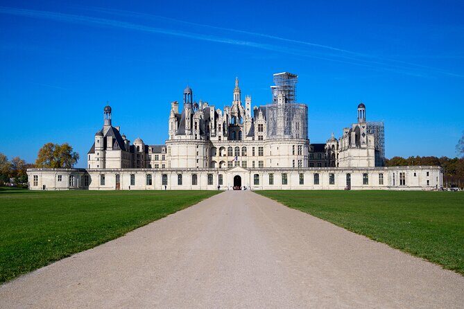 Loire Valley - Chambord Castle - DayTrip from Paris - Exploring the Loire Valley: A Day Trip to Château de Chambord and More