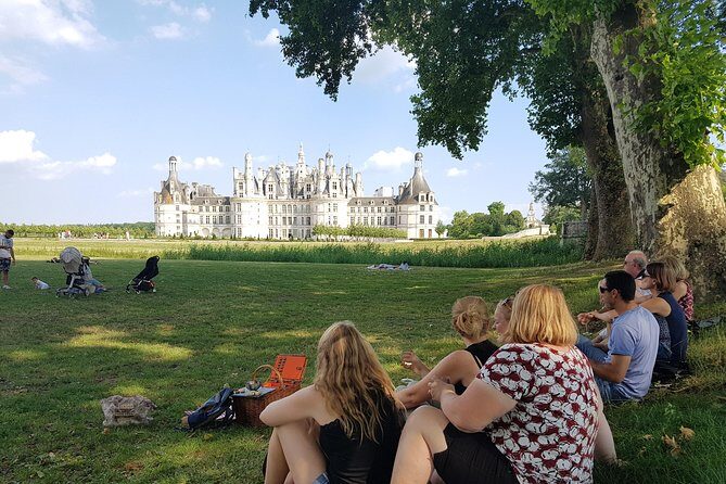 Loire Valley Day Tour Chambord and Chenonceau plus Lunch at a Private Castle - Frequently Asked Questions