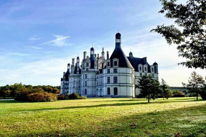 Loire Valley Wines and Castle Small Group Day Trip from Paris - Practical Details