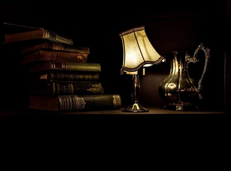 London: A Haunted Adventure with Magical Pendulum - An In-Depth Look at Londons Haunted Adventure