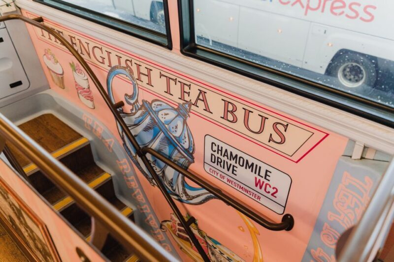 London: Afternoon Tea Bus with a Glass of Prosecco - FAQ