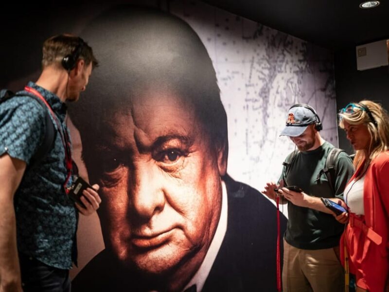 London: Big Ben, Churchill War Rooms & Buck'ham Palace Tour - An In-Depth Look at the London Sights Tour