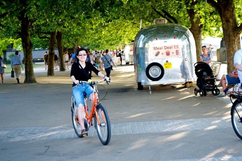 London Bike Rentals - A Day in the Life on a London Bicycle Tour