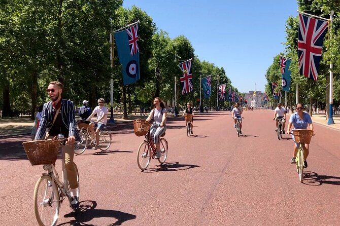 London Bike Tour: Landmarks, Secret Gems, Pub Stop & Street Art - Exploring London by Bike: An In-Depth Look at the Tour