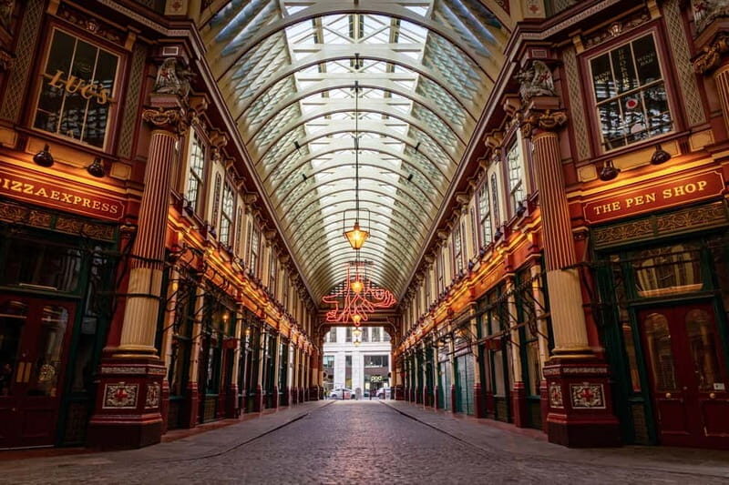London Blitz Tour - Explore City of London Wartime History - Who Will Enjoy This Tour?