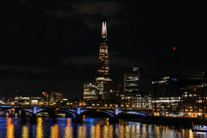 London Bridges at Night Private Illuminated Tour - In-Depth Look at the Tour