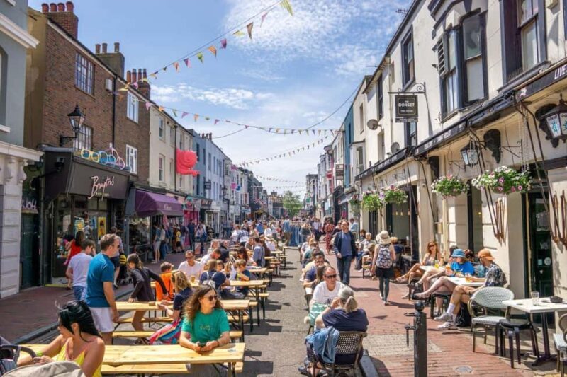 London: Brighton & Seven Sisters Cliffs Private Day Tour - Relaxing by the Seaside or Exploring Further