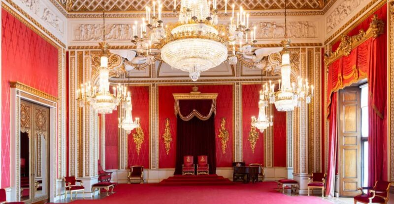 London: Buckingham Palace State Rooms & Royal Walking Tour - Exploring Buckingham Palace and Beyond: An In-Depth Review