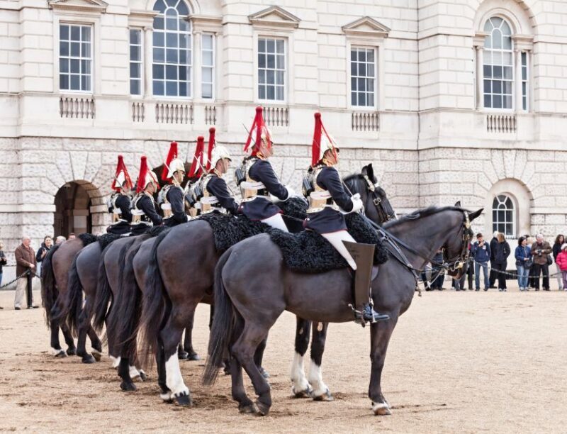 London: Buckingham Palace Ticket and Afternoon Tea Bus Tour - The Sum Up