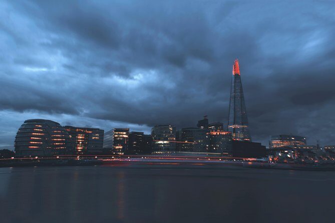 London by Night Independent Sightseeing Tour with Private Driver - Authentic Experiences and What You Should Know