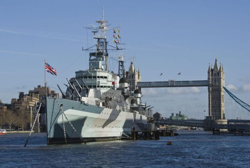 London: Castles & Bridges (Private Tour): 15+ Sights - FAQ