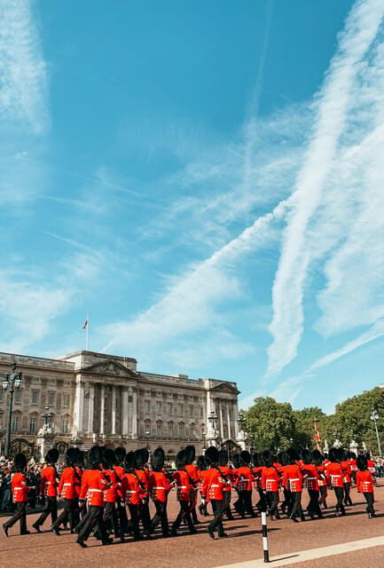 London: Changing of the Guard Experience and Landmarks Tour - A Deep Dive into the Tour Experience