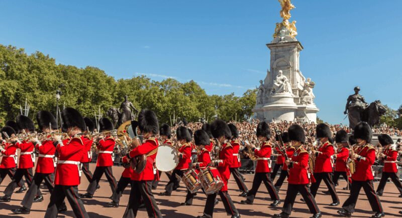 London: Changing of the Guard & Royal London Walking Tour - London: Changing of the Guard & Royal London Walking Tour
