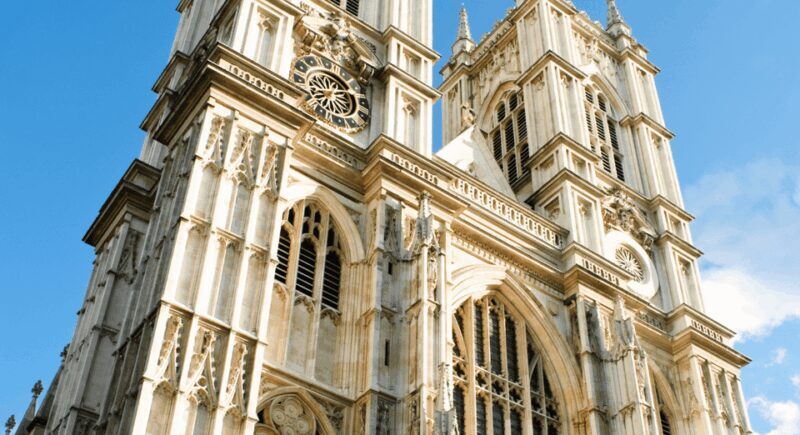 London: Changing of the Guard & Royal London Walking Tour - Who Should Consider This Tour?