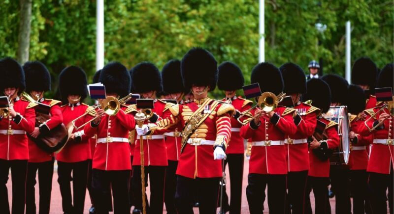 London: Changing of the Guard Walking Tour - Who Should Book This Tour?