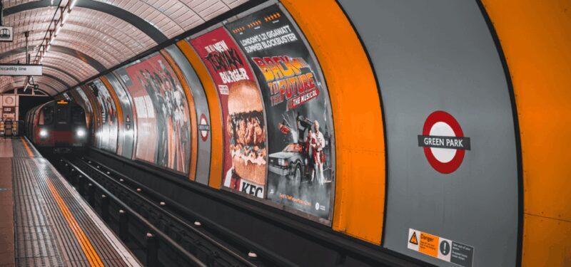 London: Changing of the Guard with a an APP - Key Points