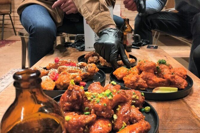 London Chicken Wing Tour - London Chicken Wing Tour: A Tasty Walk Through Soho