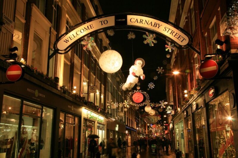 London: Christmas Eve City Tour with Dinner & Midnight Mass - Key Points