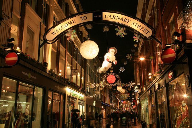 London Christmas Eve With 3 Course Dinner and Midnight Mass - FAQ
