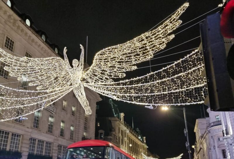 London: Christmas Lights Guided Walking Tour - Key Points