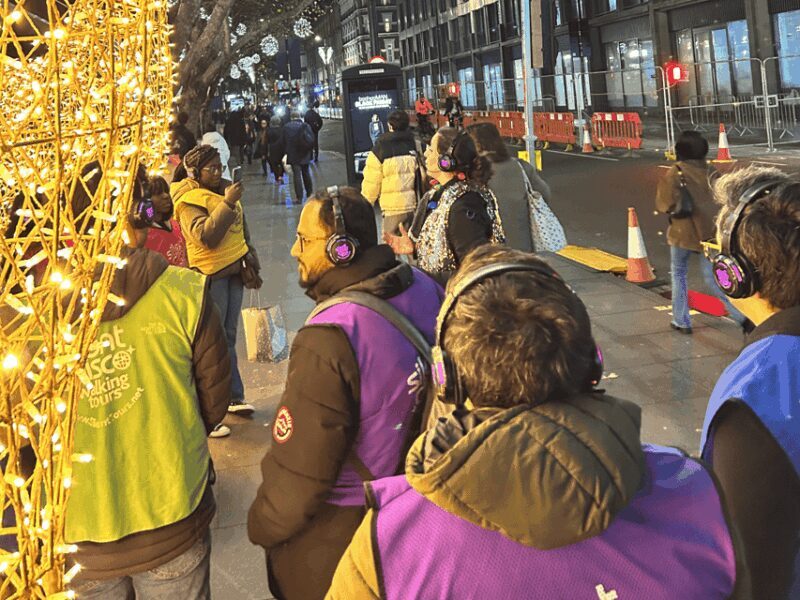 London: Christmas Lights Tour - With Christmas Music - Frequently Asked Questions