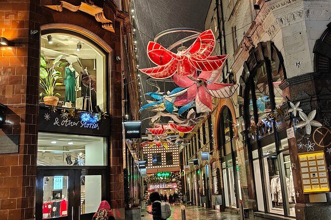 London Christmas Sparkle Private Walking Tour - FAQ