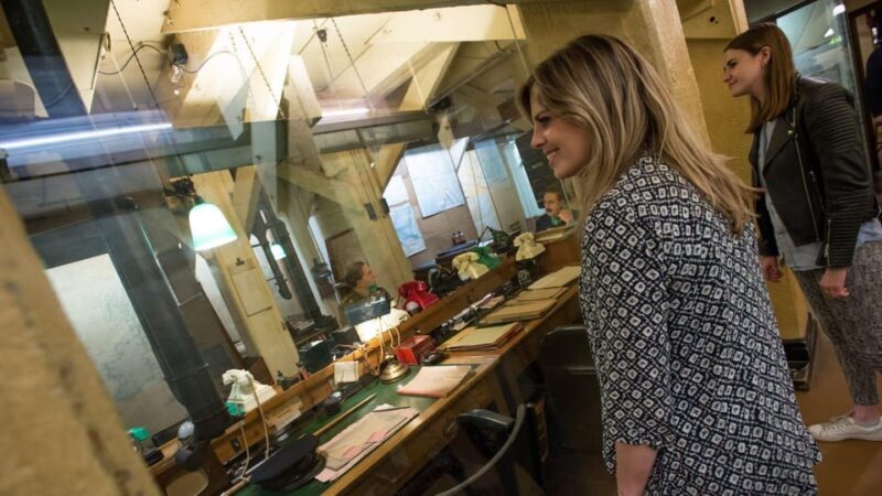 London: Churchill War Rooms Ticket & Political London Audio - The Experience: Walking Through History and Politics